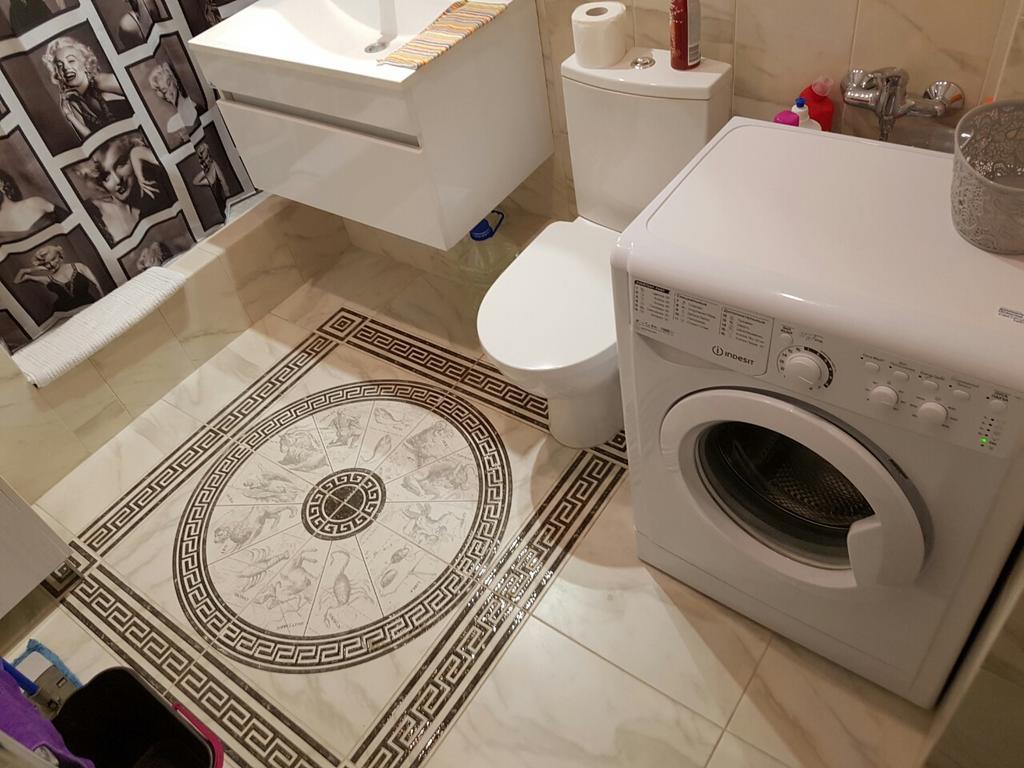 קייב Comfort Apartment On Bogdanivska Street 7B מראה חיצוני תמונה