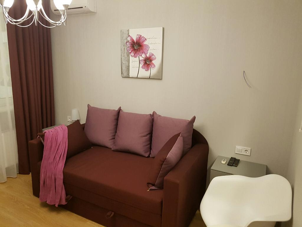 קייב Comfort Apartment On Bogdanivska Street 7B מראה חיצוני תמונה