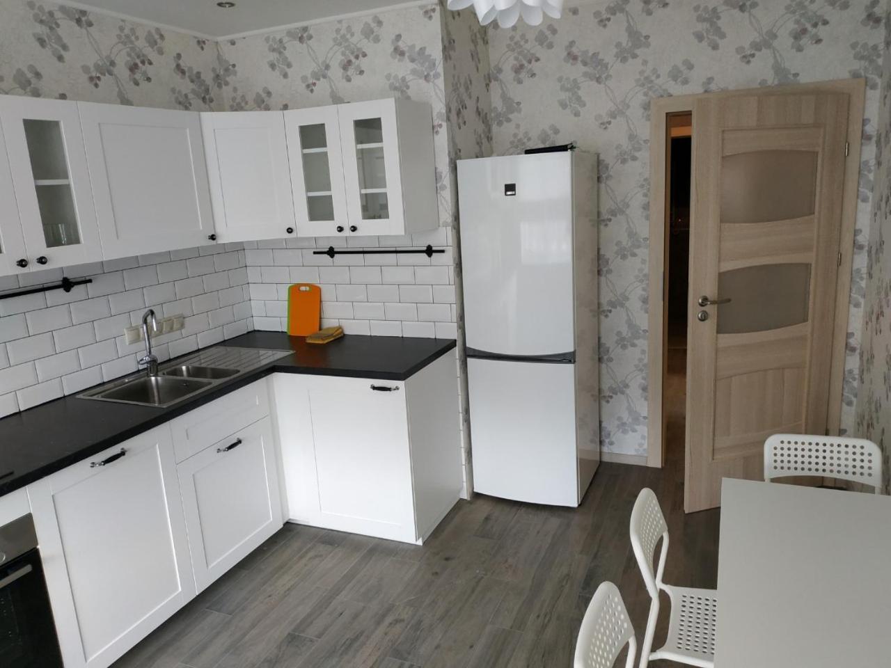 קייב Comfort Apartment On Bogdanivska Street 7B מראה חיצוני תמונה